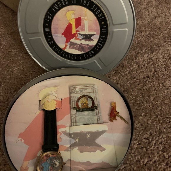 Disney Other - Sword in the stone watch series III Disney